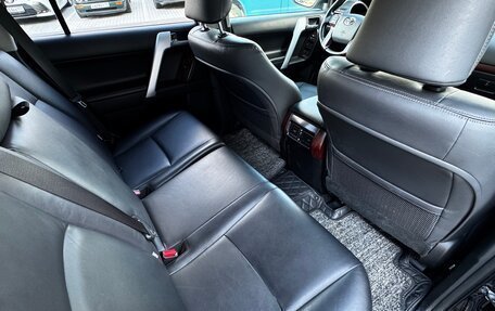 Toyota Land Cruiser Prado 150 рестайлинг 2, 2016 год, 3 990 000 рублей, 17 фотография