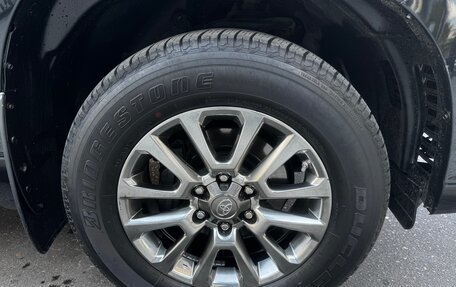 Toyota Land Cruiser Prado 150 рестайлинг 2, 2016 год, 3 990 000 рублей, 22 фотография