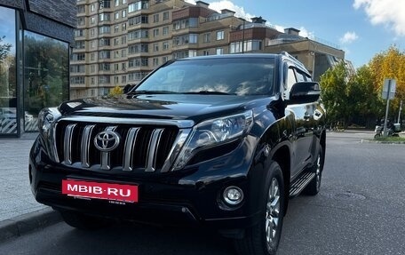 Toyota Land Cruiser Prado 150 рестайлинг 2, 2016 год, 3 990 000 рублей, 13 фотография