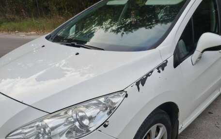 Peugeot 408 I рестайлинг, 2014 год, 610 000 рублей, 4 фотография