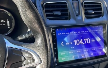 Renault Sandero II рестайлинг, 2019 год, 1 350 000 рублей, 4 фотография