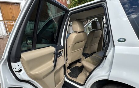 Land Rover Freelander II рестайлинг 2, 2014 год, 1 600 000 рублей, 10 фотография