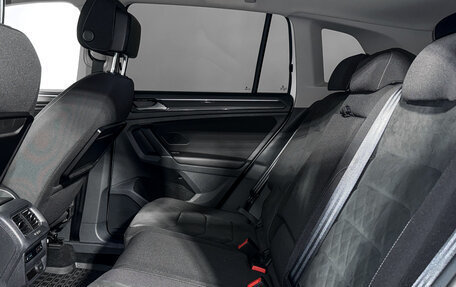 Volkswagen Tiguan II, 2017 год, 1 578 000 рублей, 12 фотография
