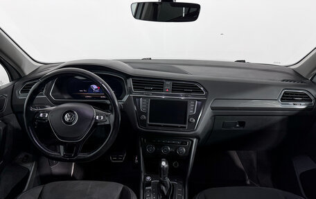 Volkswagen Tiguan II, 2017 год, 1 578 000 рублей, 15 фотография