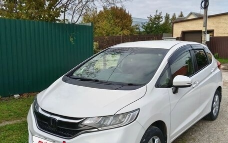 Honda Fit III, 2018 год, 1 230 000 рублей, 9 фотография