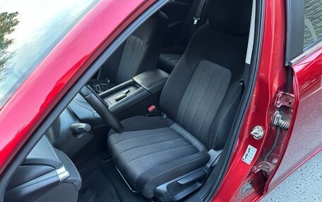 Mazda 6, 2019 год, 2 140 000 рублей, 24 фотография