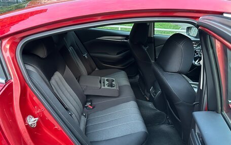 Mazda 6, 2019 год, 2 140 000 рублей, 34 фотография