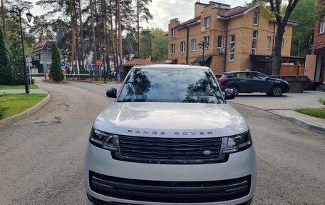 Land Rover Range Rover IV рестайлинг, 2024 год, 17 800 000 рублей, 10 фотография