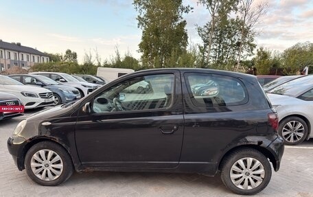 Toyota Yaris I рестайлинг, 2001 год, 200 000 рублей, 4 фотография
