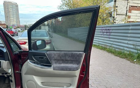 Nissan Bassara, 2000 год, 395 000 рублей, 21 фотография