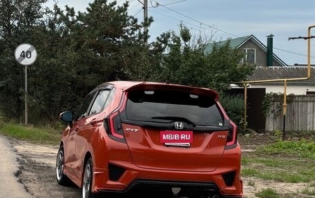Honda Fit III, 2013 год, 1 400 000 рублей, 9 фотография