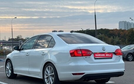 Volkswagen Jetta VI, 2013 год, 830 000 рублей, 6 фотография