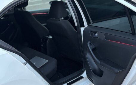 Volkswagen Jetta VI, 2013 год, 830 000 рублей, 15 фотография