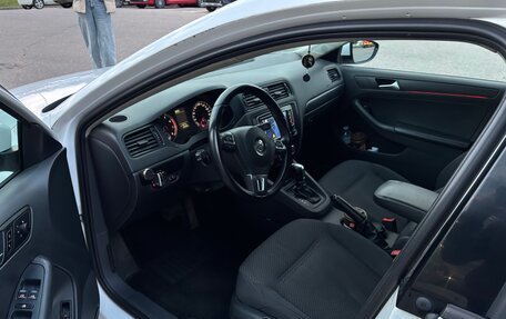 Volkswagen Jetta VI, 2013 год, 830 000 рублей, 11 фотография