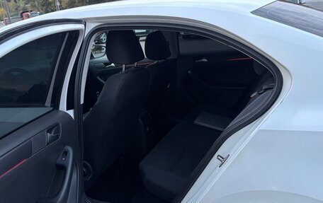 Volkswagen Jetta VI, 2013 год, 830 000 рублей, 13 фотография