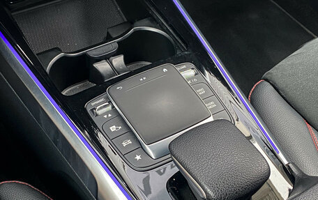 Mercedes-Benz GLB, 2021 год, 3 990 000 рублей, 28 фотография