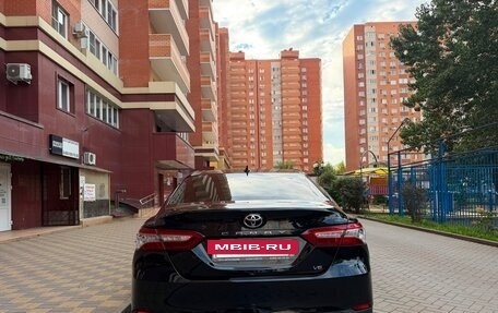 Toyota Camry, 2019 год, 2 350 000 рублей, 2 фотография