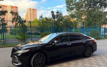 Toyota Camry, 2019 год, 2 350 000 рублей, 18 фотография