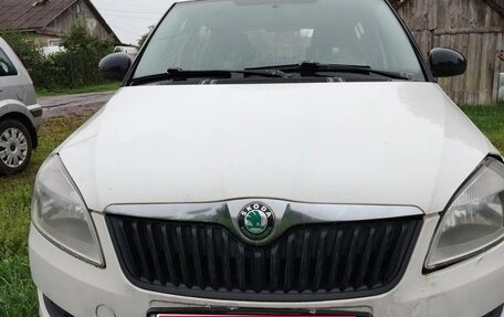 Skoda Fabia II, 2012 год, 300 000 рублей, 1 фотография