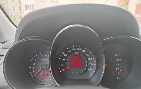 KIA Rio III рестайлинг, 2012 год, 830 000 рублей, 20 фотография