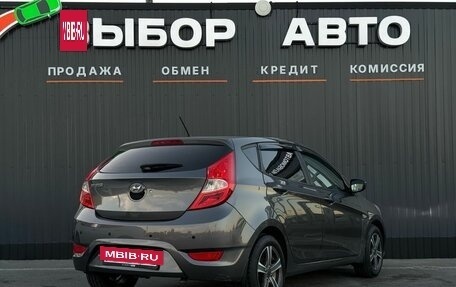 Hyundai Solaris II рестайлинг, 2011 год, 789 000 рублей, 2 фотография