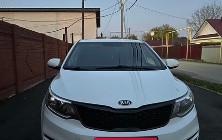 KIA Rio III рестайлинг, 2016 год, 795 000 рублей, 2 фотография