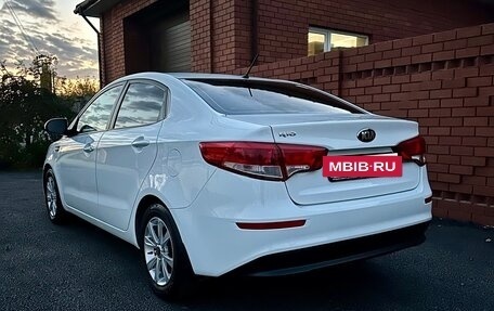 KIA Rio III рестайлинг, 2016 год, 795 000 рублей, 3 фотография
