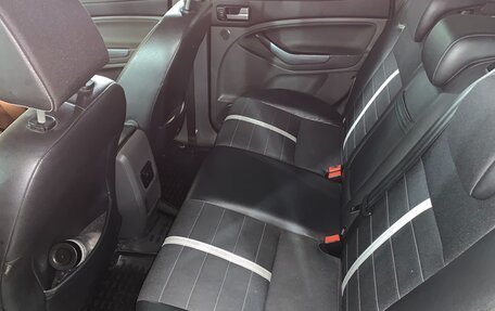 Ford Kuga III, 2011 год, 840 000 рублей, 8 фотография
