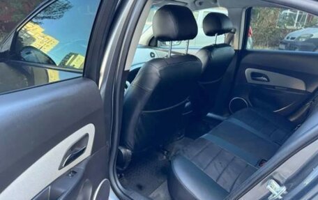 Chevrolet Cruze II, 2011 год, 780 000 рублей, 3 фотография