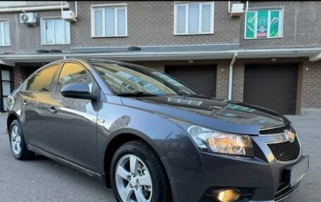 Chevrolet Cruze II, 2011 год, 780 000 рублей, 9 фотография