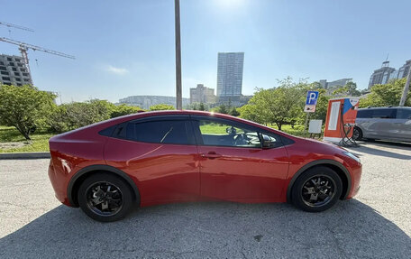 Toyota Prius IV XW50, 2023 год, 3 300 000 рублей, 11 фотография