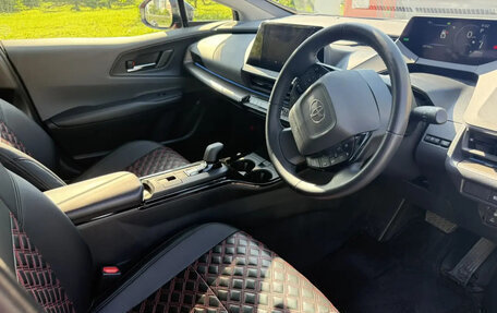 Toyota Prius IV XW50, 2023 год, 3 300 000 рублей, 22 фотография