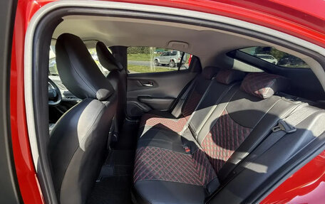 Toyota Prius IV XW50, 2023 год, 3 300 000 рублей, 26 фотография