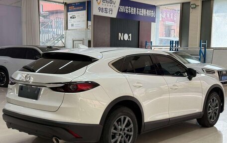 Mazda CX-4, 2023 год, 2 169 000 рублей, 4 фотография