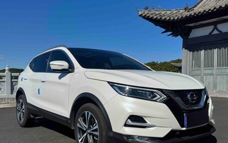 Nissan Qashqai, 2022 год, 1 765 000 рублей, 3 фотография