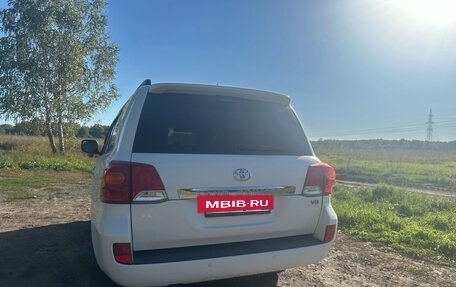 Toyota Land Cruiser 200, 2013 год, 3 628 800 рублей, 7 фотография