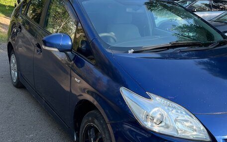 Toyota Prius, 2010 год, 580 000 рублей, 2 фотография