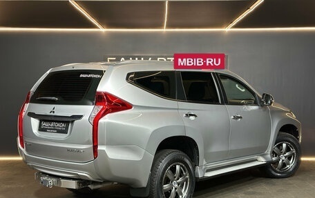 Mitsubishi Pajero Sport III рестайлинг, 2017 год, 2 899 000 рублей, 4 фотография