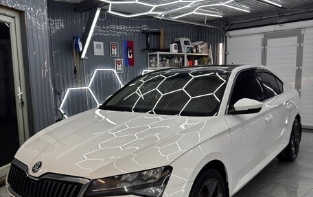 Skoda Superb III рестайлинг, 2021 год, 2 500 000 рублей, 24 фотография