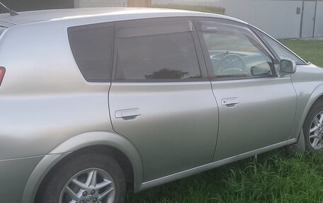 Toyota Opa I рестайлинг, 2001 год, 485 000 рублей, 2 фотография