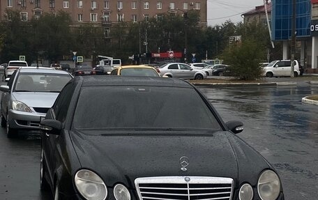 Mercedes-Benz E-Класс, 2003 год, 950 000 рублей, 13 фотография