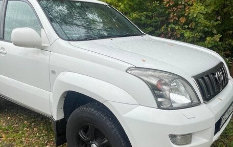 Toyota Land Cruiser Prado 120 рестайлинг, 2008 год, 1 650 000 рублей, 9 фотография
