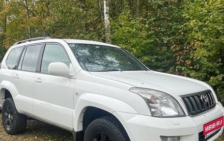 Toyota Land Cruiser Prado 120 рестайлинг, 2008 год, 1 650 000 рублей, 8 фотография
