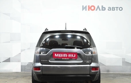 Mitsubishi Outlander III рестайлинг 3, 2012 год, 1 450 000 рублей, 5 фотография