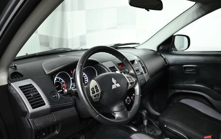Mitsubishi Outlander III рестайлинг 3, 2012 год, 1 450 000 рублей, 17 фотография