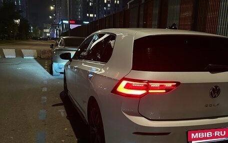 Volkswagen Golf VIII, 2021 год, 2 600 000 рублей, 10 фотография