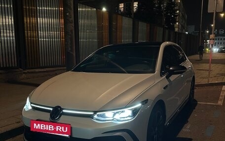 Volkswagen Golf VIII, 2021 год, 2 600 000 рублей, 11 фотография