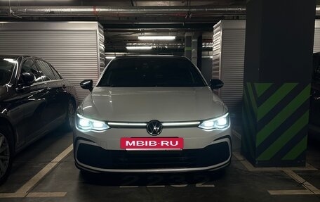 Volkswagen Golf VIII, 2021 год, 2 600 000 рублей, 7 фотография