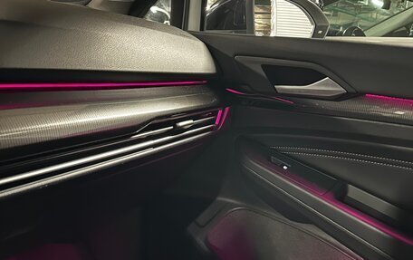 Volkswagen Golf VIII, 2021 год, 2 600 000 рублей, 23 фотография