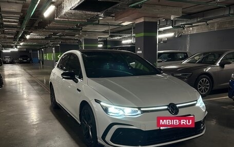 Volkswagen Golf VIII, 2021 год, 2 600 000 рублей, 16 фотография